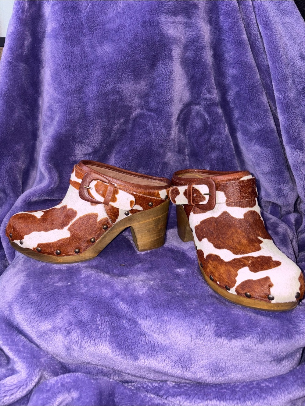 Matisse Brown & White Cowhide Clog Mules with Buckle